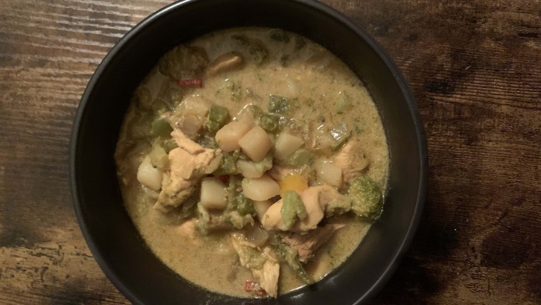 Slow Cooker Chicken Curry