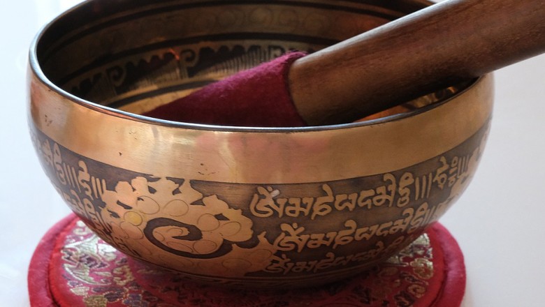 What are Singing Bowls?