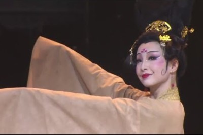 Beautiful Chinese Classical Dance #24