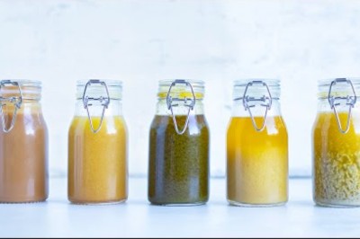 Five 5-MINUTE Homemade Salad Dressings