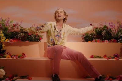 Darren Hayes - Let's Try Being In Love