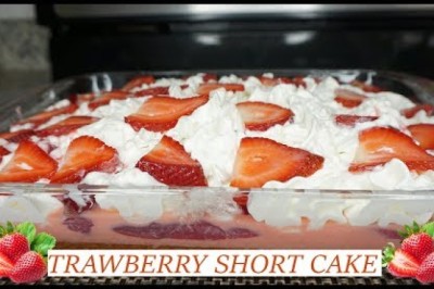 EASY Strawberry Short Cake