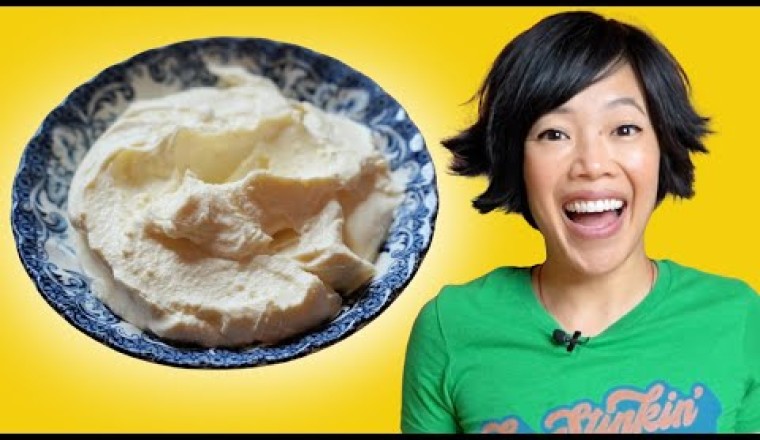 4-Ingredient Homemade CREAM CHEESE In 5 Minutes