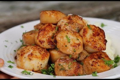 Creamy Garlic Butter Scallops