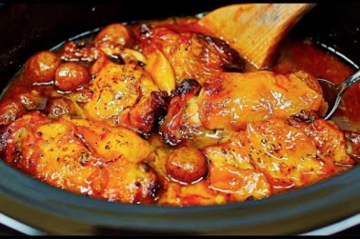 Slow Cooker Honey Garlic Chicken Thighs and Potatoes