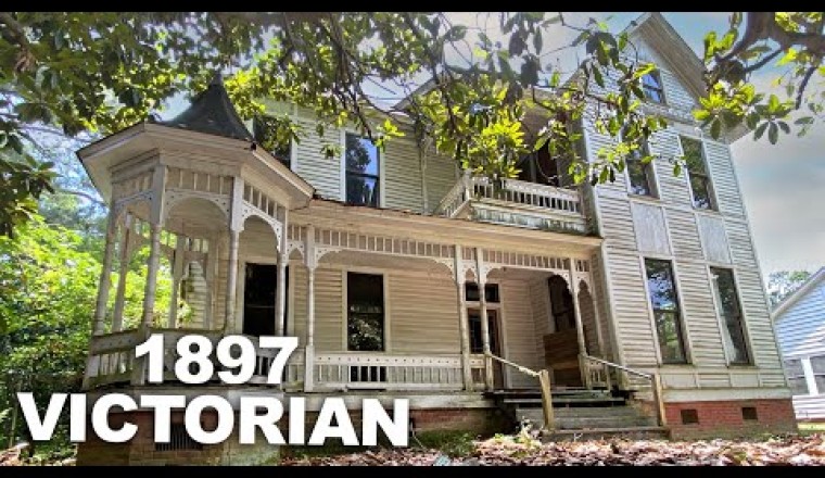 House Tour: We Bought This Abandoned 1897 Victorian at Auction