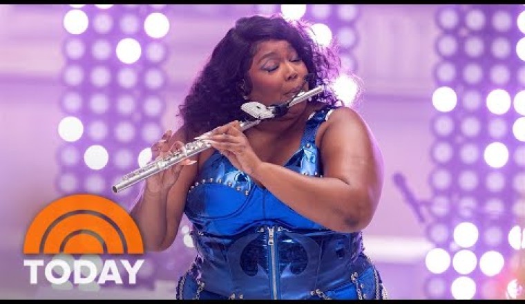 Lizzo plays James Madison's CRYSTAL flute from 1813
