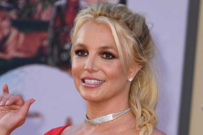 Britney Spears Teases New Look: 'I Cut All My Hair Off'