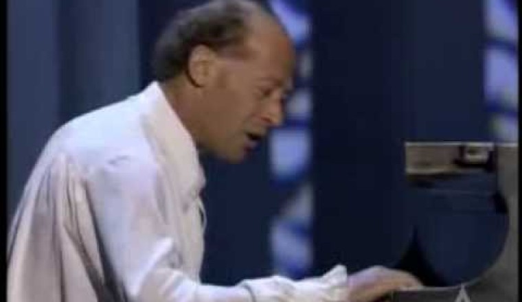 David Helfgott performs at the Oscars