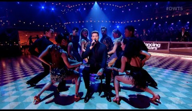 Michael Bublé Performs "Higher"