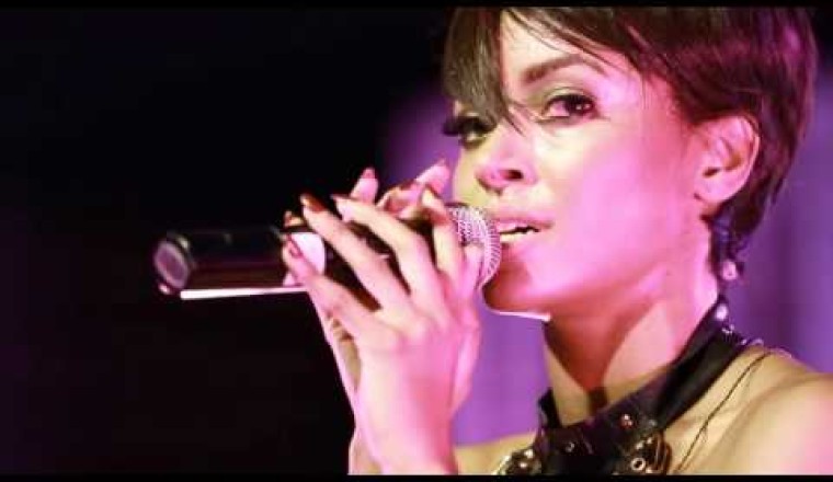 Kat Graham "Secrets" (feat. Leland) (Live in Hollywood)