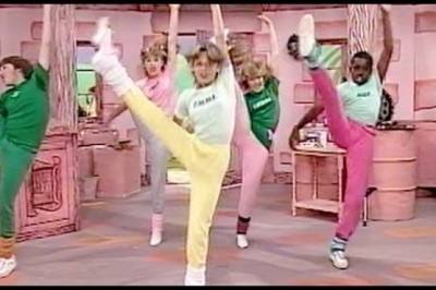 Emu's Pink Windmill Kids: Can't Stop the Music