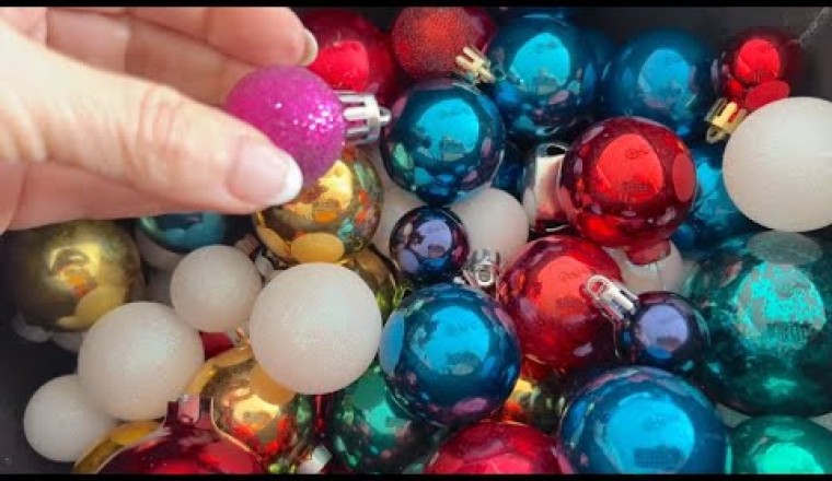 The most epic Christmas decor idea EVER!