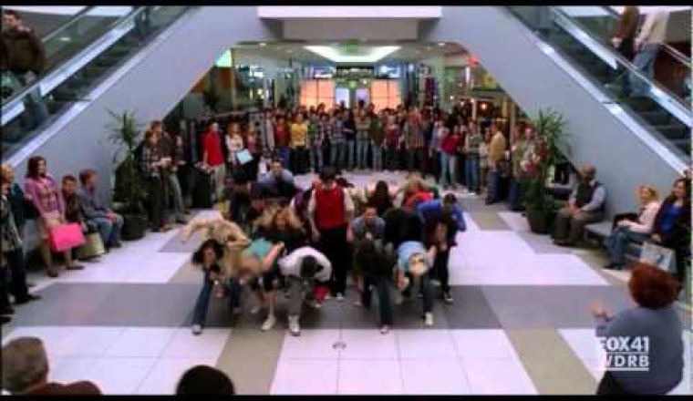 Glee: Safety Dance ft Kevin McHale