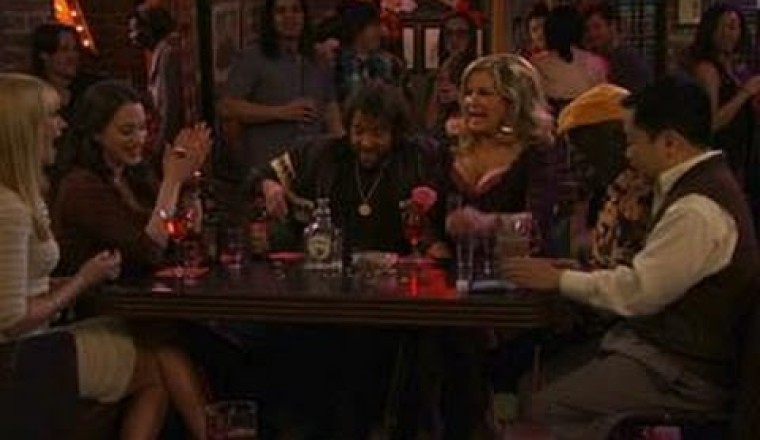 2 Broke Girls - 90's Trivia Night