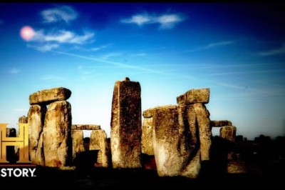 Ancient Aliens: Stonehenge Revealed as UFO Hotspot