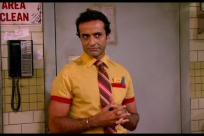 2 Broke Girls - First Day At The Diner
