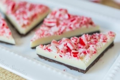 EASY Peppermint Bark
