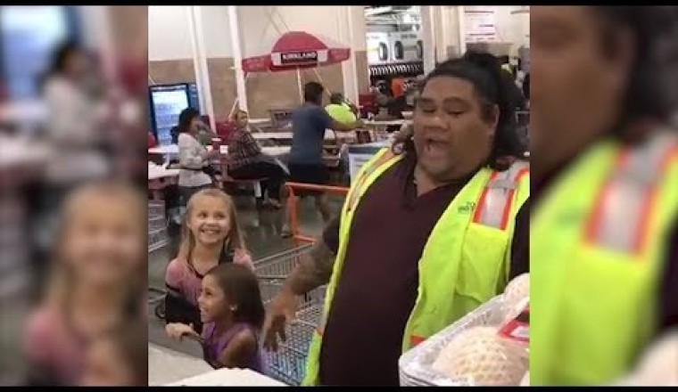 Little Girls Love Visiting Costco Employee Who Looks Just Like Disney Character