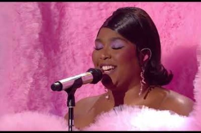 Lizzo - Special / 2 Be Loved / About Damn Time (Medley)