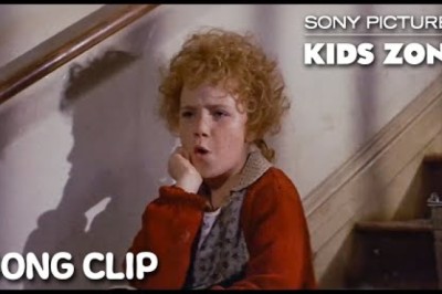 Annie - It's The Hard-Knock Life