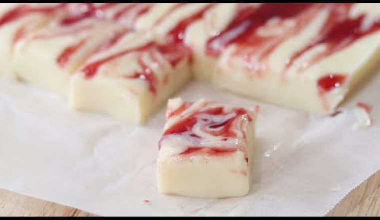 3 Ingredient Strawberries and Cream Fudge