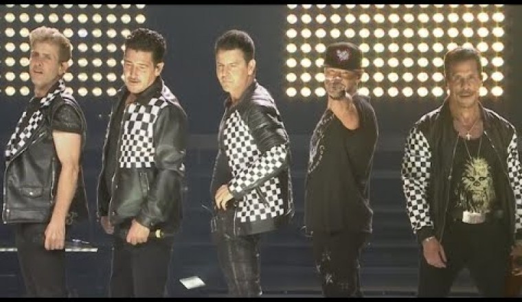 New Kids on the Block - You Got It (The Right Stuff) (live)
