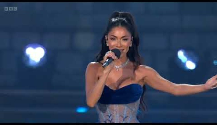 Nicole Scherzinger - Reflection