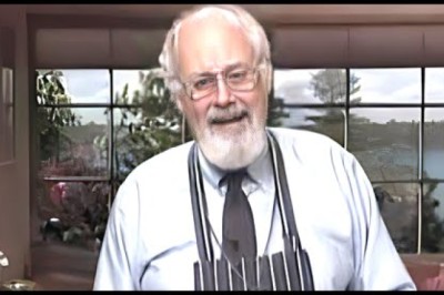 Celeb Chefs From The '90s Who Totally Vanished