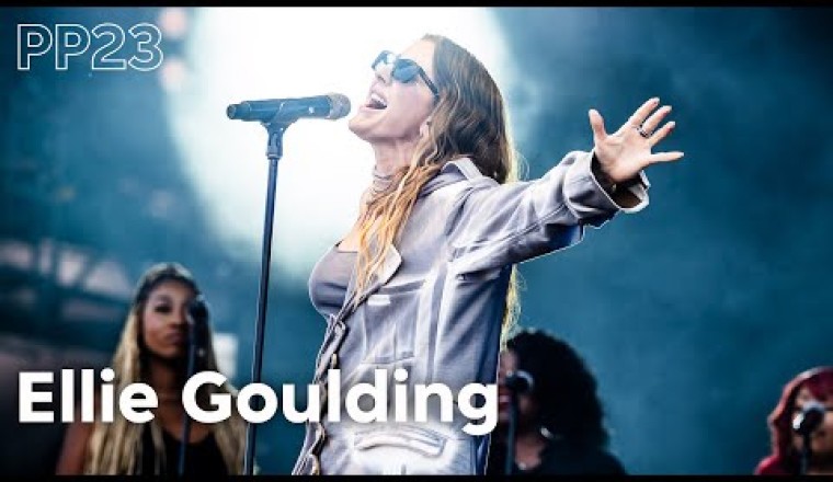 Ellie Goulding - Love Me Like You Do and Burn