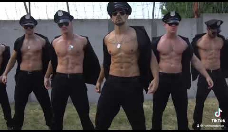 Hot Men Dance 2023