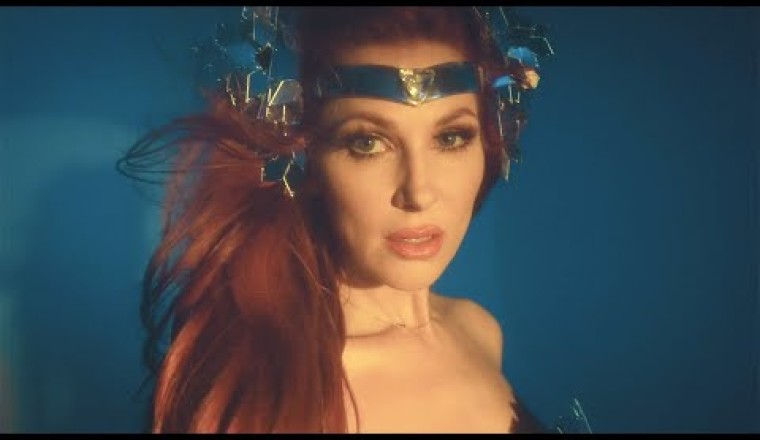 Bonnie McKee - SLAY