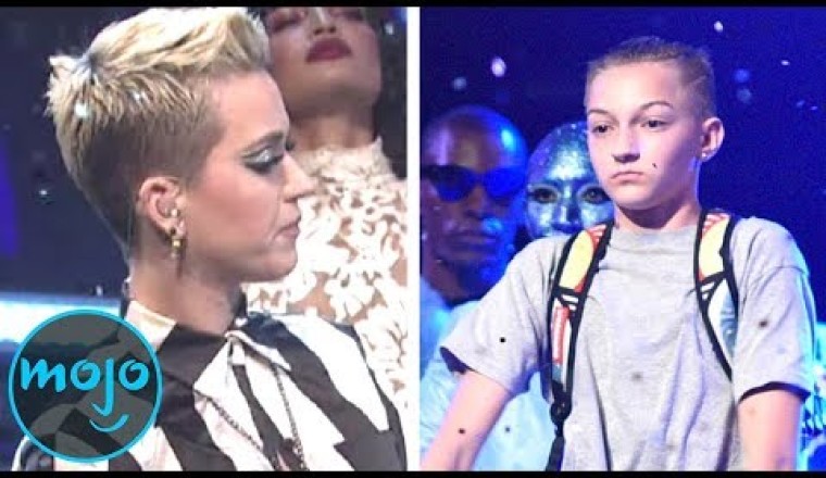Top 10 UNBEARABLY Awkward Live Musical Performances