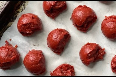 An EASY way to make homemade TOMATO PASTE!
