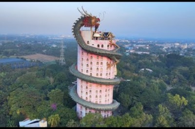 15 MOST Unusually Shaped Buildings