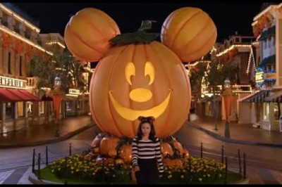 Decorating Disney - Halloween Magic