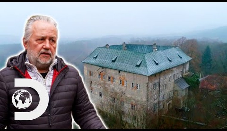 The Creepy Origin Of The Abandoned Houska Castle