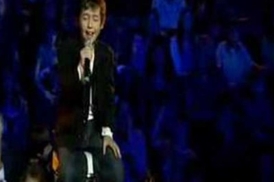 Troye Sivan - Telethon Performance '06
