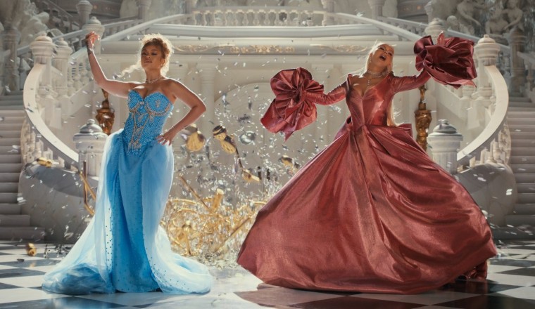Christina Aguilera and Latto Star In Lavish New Menulog Campaign