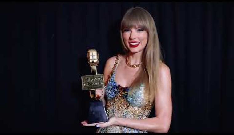 Taylor Swift Reacts To Record-Tying BBMA Wins