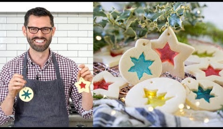 How to Make Stained Glass Christmas Cookies