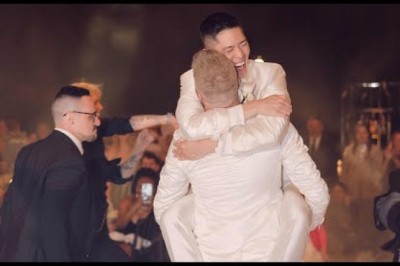 Scott Does a Surprise BLACKPINK Wedding Dance