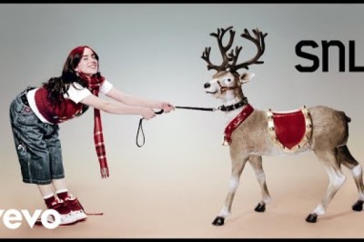 Billie Eilish - Have Yourself A Merry Little Christmas (SNL)