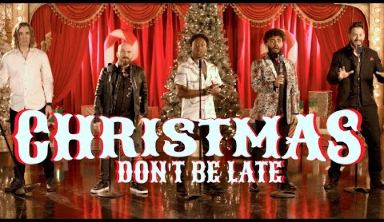 VoicePlay - The Chipmunk Song (Christmas Don't Be Late)