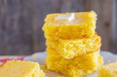 Jiffy Cornbread with Creamed Corn