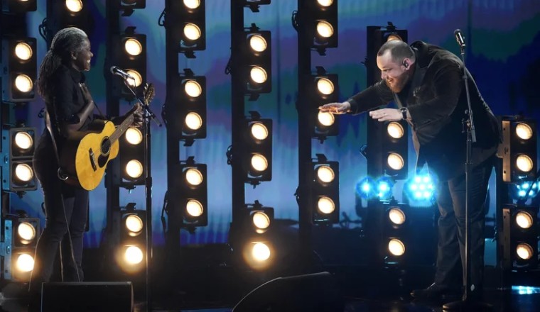 Tracy Chapman's 'Fast Car' climbs the iTunes charts after her Grammy performance