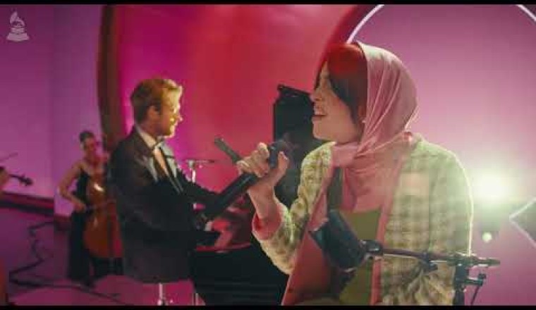 Billie Eilish and Finneas - What Was I Made For (LIVE at the 66th Grammys)