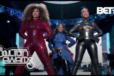 Tisha Campbell and Tichina Arnold Open The Show With A Bang!
