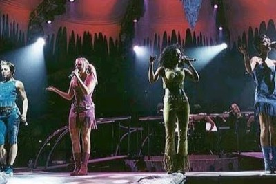 Spice Girls - Christmas in Spiceworld Tour (1999)