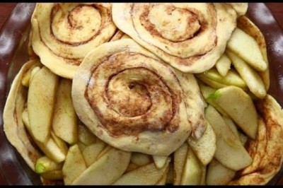 Cinnamon Roll Apple Pie